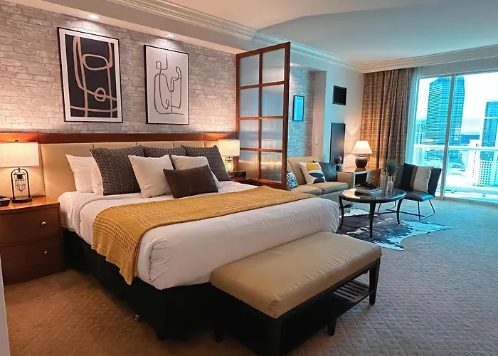 Premium Suite Mgm Signature High Flr Balcony Strip View
